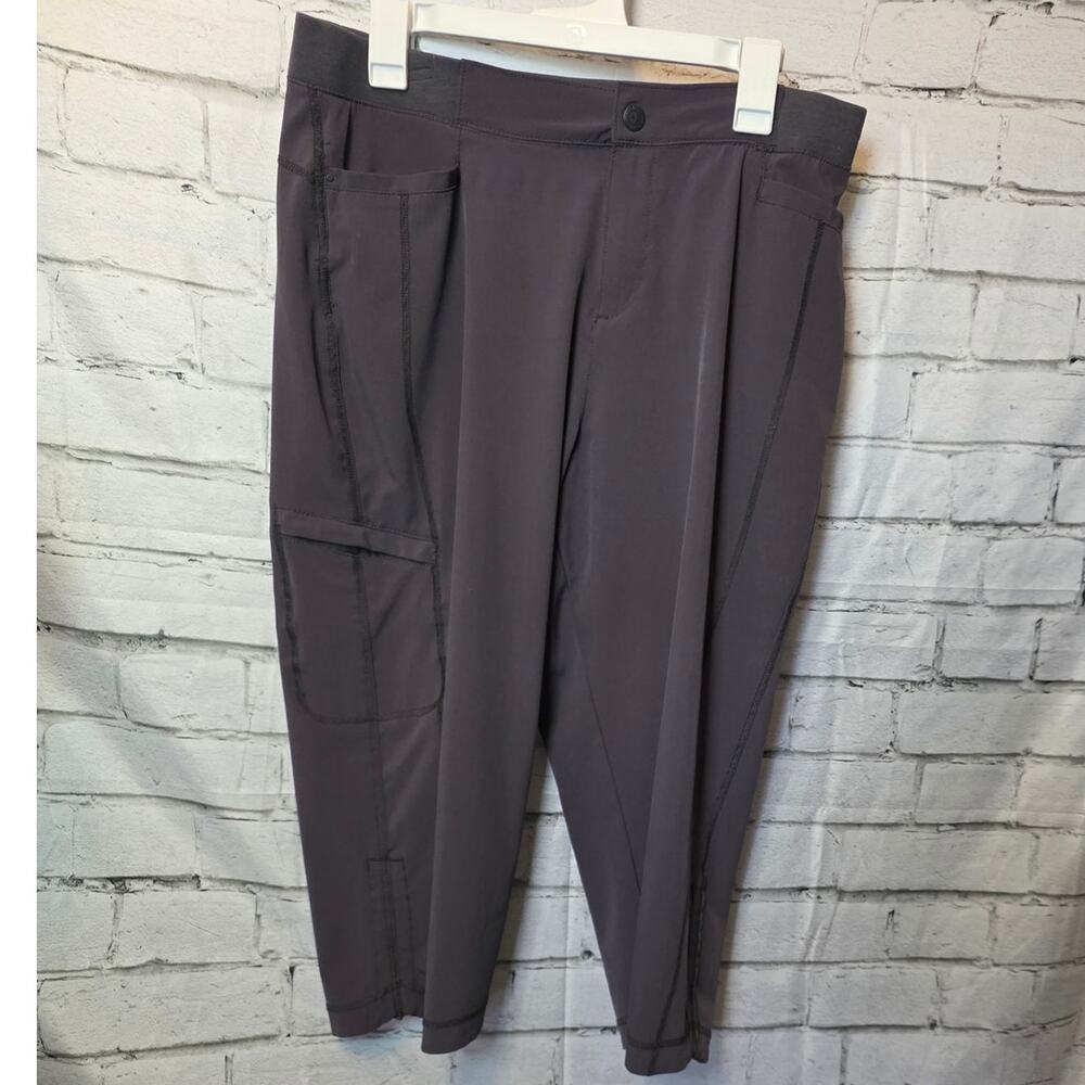 Lee's Capri Sport Pants